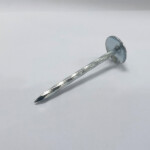 Galvanized twisted shank umbrella head roofing nails BWG9x2-1/2” 3.76X63MM